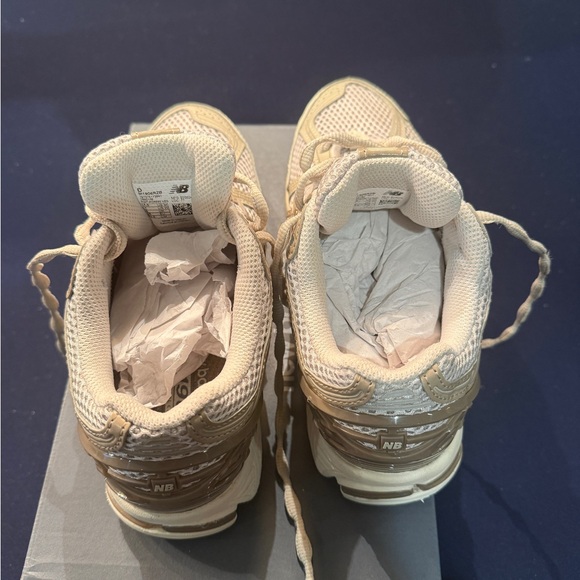 New Balance Light Tan Mesh Sneakers - Picture 7 of 8